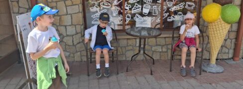 „Lody, lody dla ochłody…”